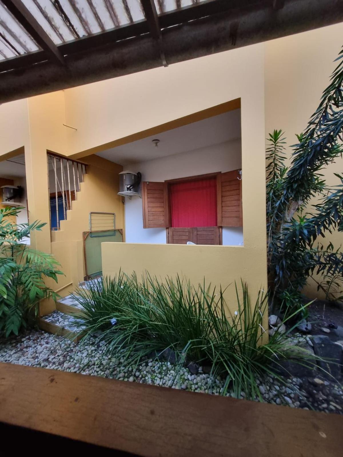 O Pharol Hostel E Pousada 이타카레 외부 사진