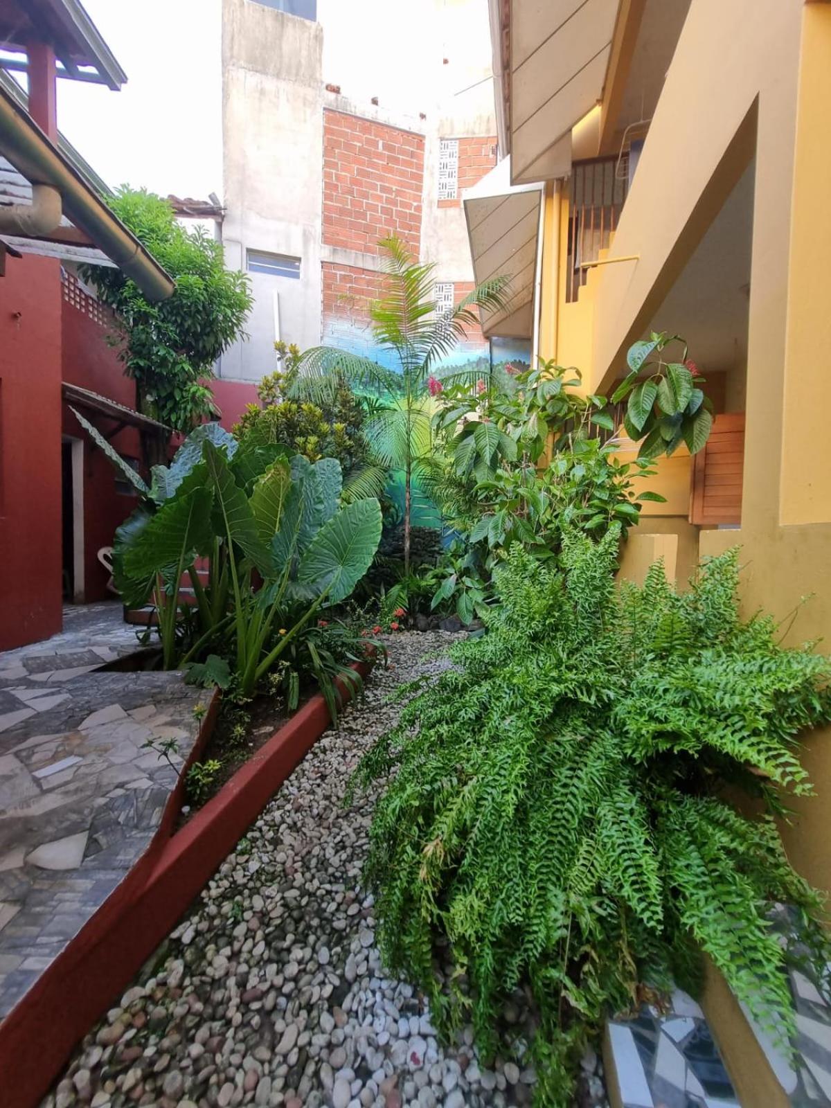 O Pharol Hostel E Pousada 이타카레 외부 사진