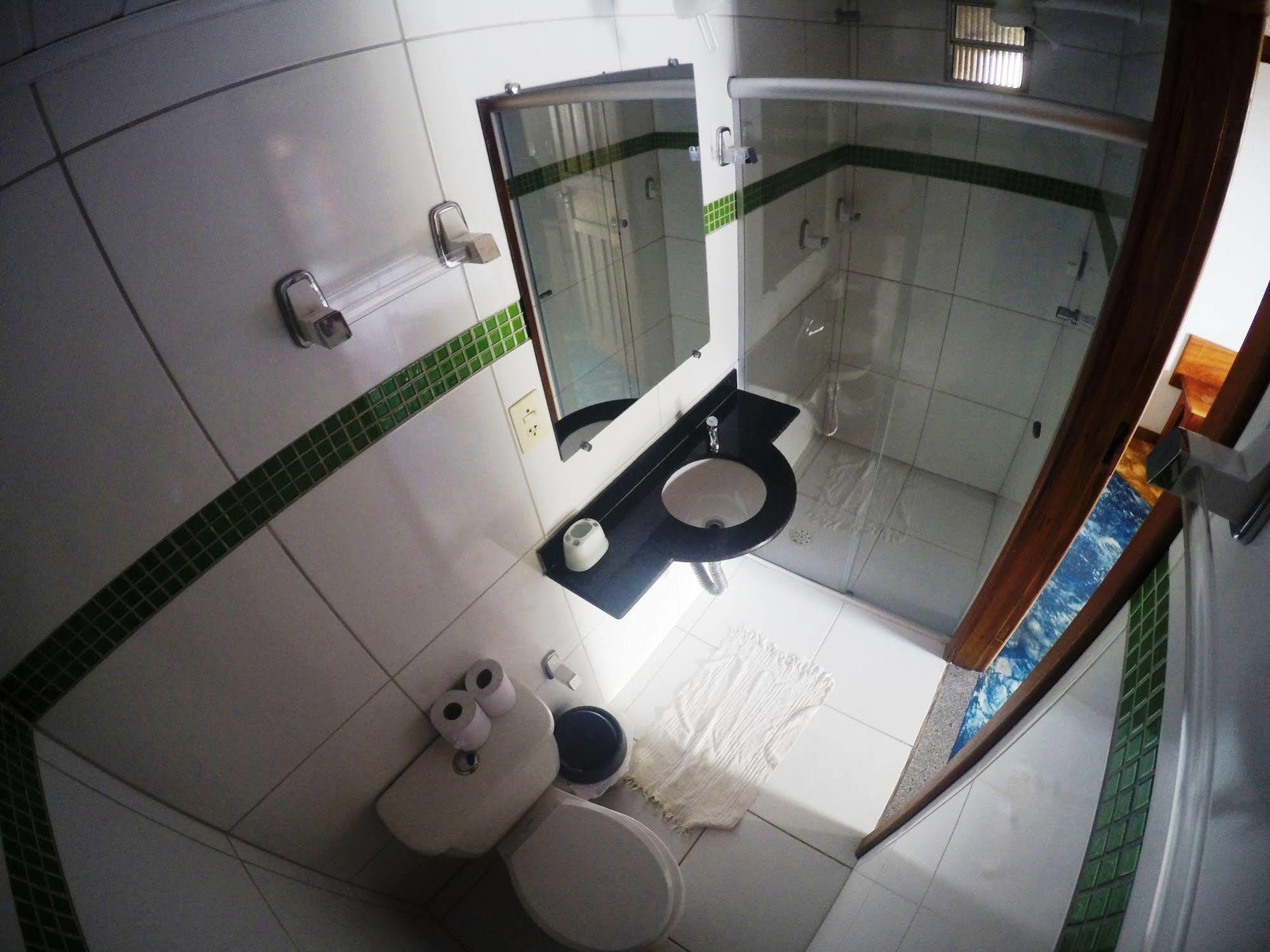 O Pharol Hostel E Pousada 이타카레 외부 사진