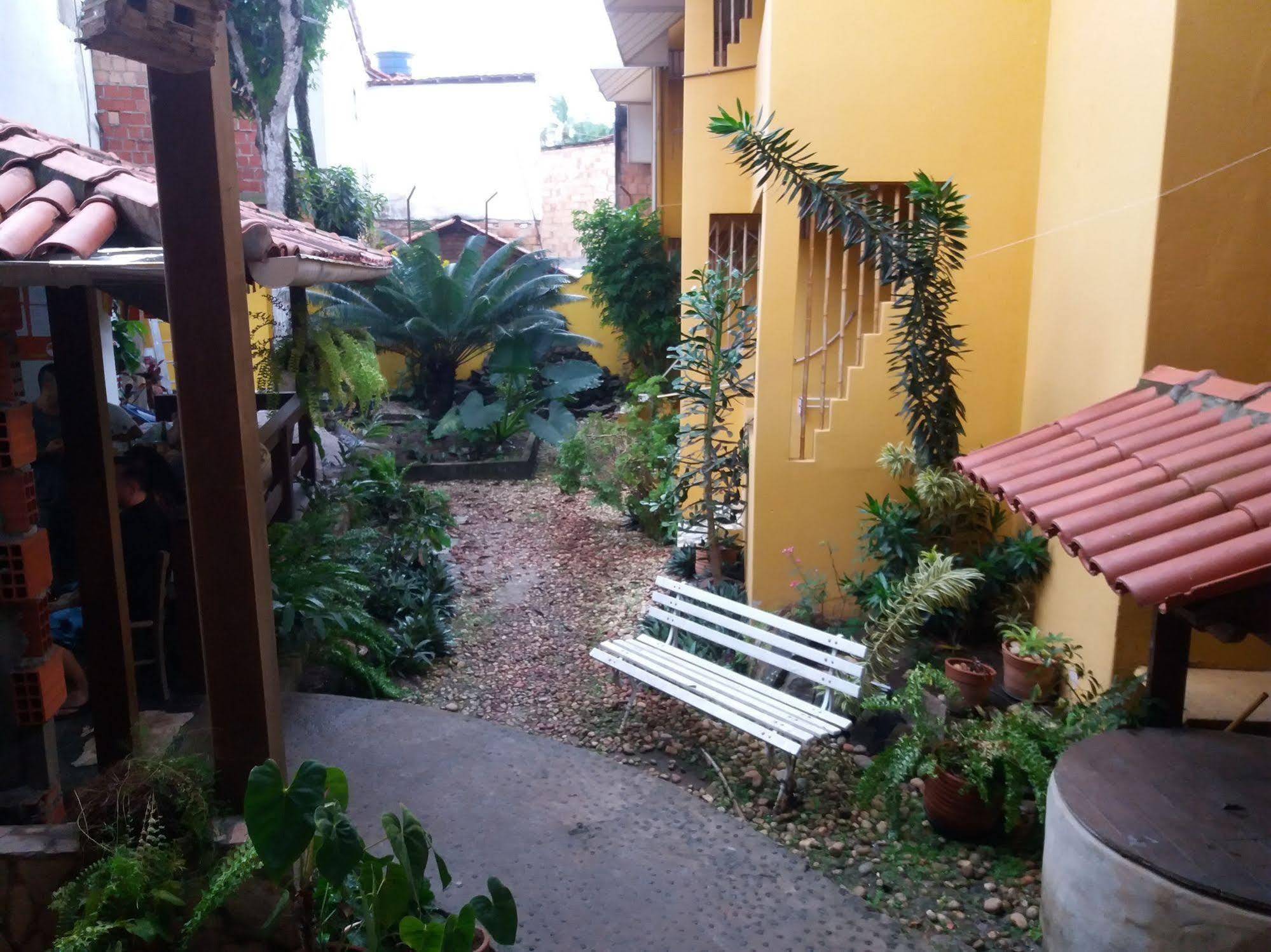 O Pharol Hostel E Pousada 이타카레 외부 사진