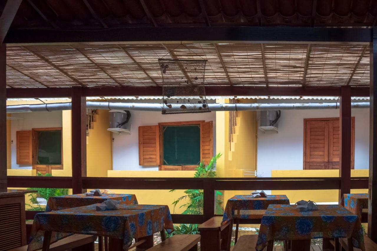 O Pharol Hostel E Pousada 이타카레 외부 사진