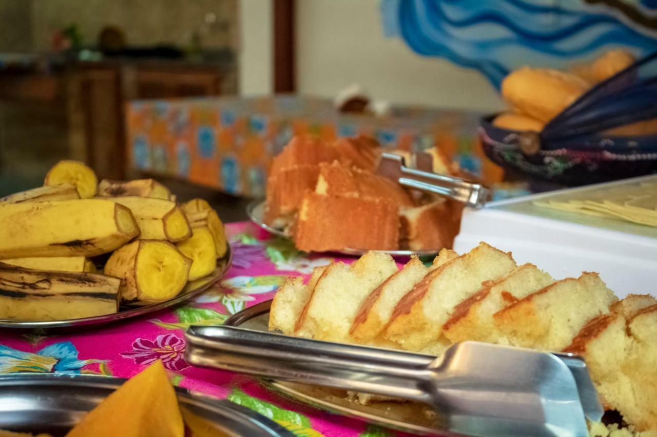 O Pharol Hostel E Pousada 이타카레 외부 사진