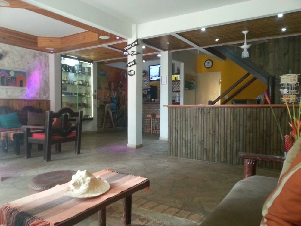 O Pharol Hostel E Pousada 이타카레 외부 사진
